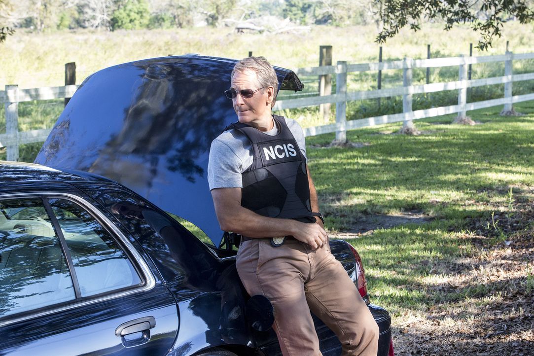 Als er einen Kronzeugen, der im Prozess gegen einen berüchtigten Waffenhändler aussagen soll, nach Texas eskortiert, wird Pride (Scott Bakula) klar,... - Bildquelle: Skip Bolen 2014 CBS Broadcasting, Inc. All Rights Reserved / Skip Bolen