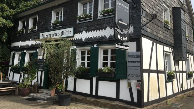 Mein Lokal Dein Lokal Piemonteca In Overath Kabeleins