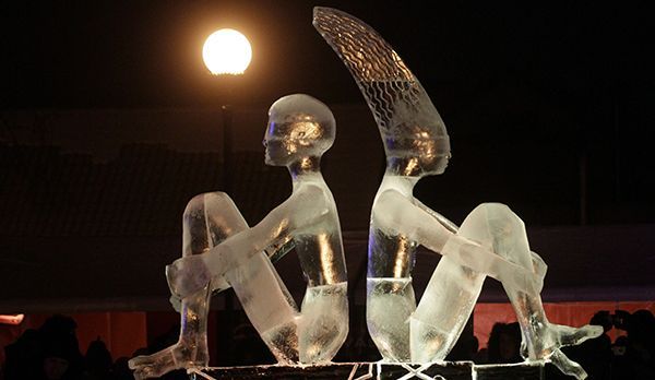 Eisskulpturen Festival - Bildquelle: dpa