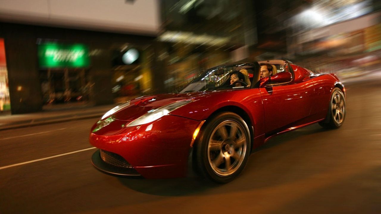 Tesla Roadster - Bildquelle: dpa