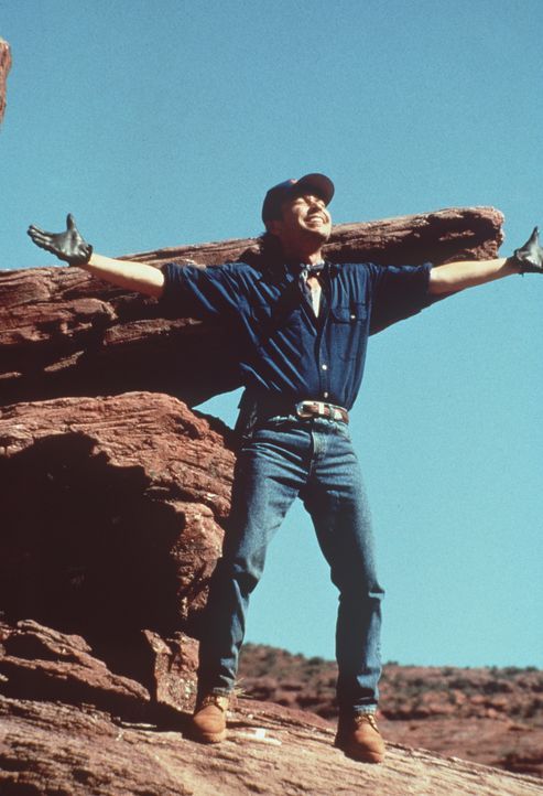 Genau an seinem 40. Geburtstag findet Mitch Robbins (Billy Crystal) im Hut seines verstorbenen Freundes Curly eine alte Landkarte auf der, der Weg z... - Bildquelle: Warner Bros.