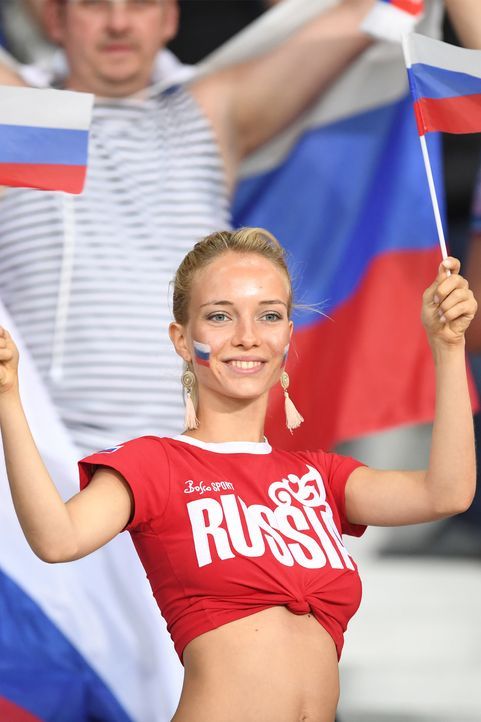 Russia_sexy_PA_81237844_DPA_Marius_Becker - Bildquelle: DPA / Marius Becker