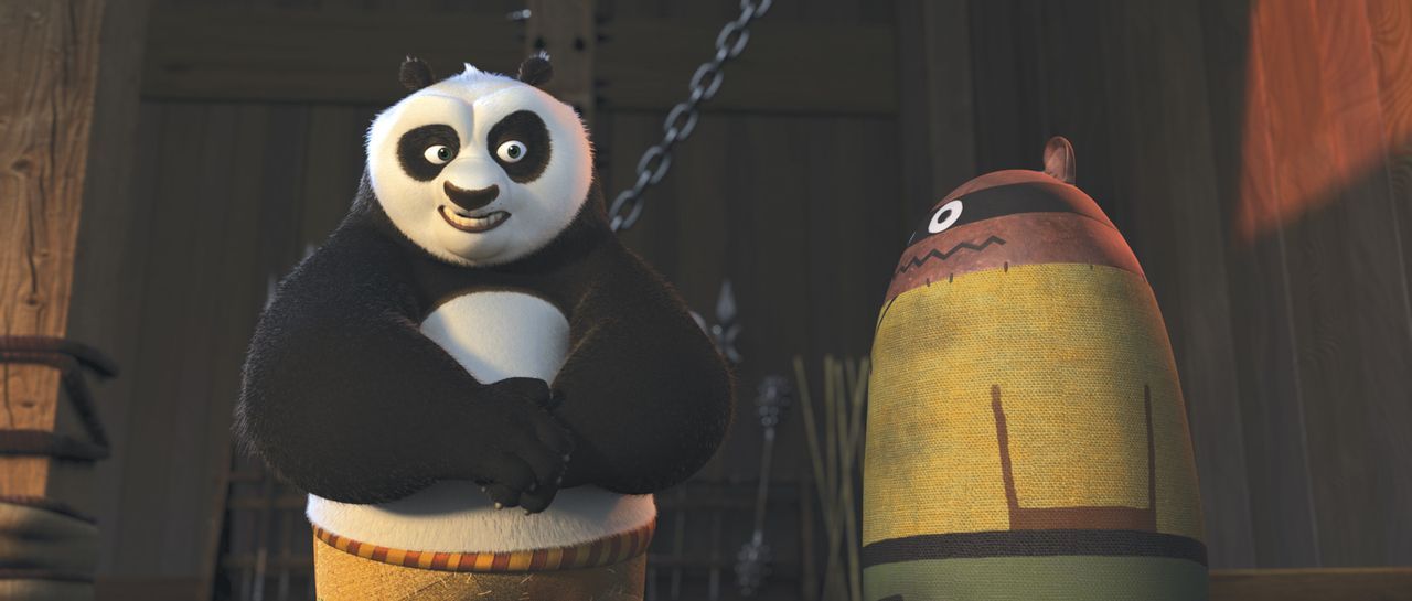 Kung Fu Panda Po versucht alles, um seinen Meister Shifu zufrieden zu stellen - er trainiert soviel er kann. Doch irgendwie klappt noch nichts so, w... - Bildquelle: Paramount Pictures