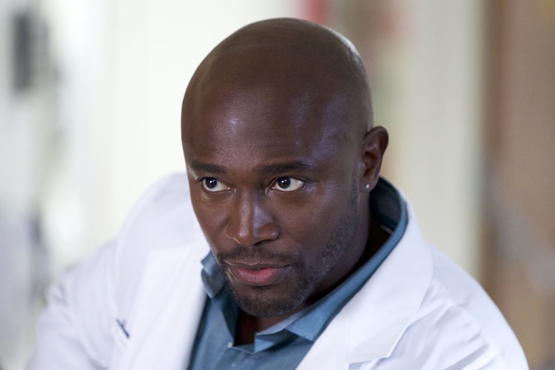 Fällt eine schwere Entscheidung, die Villa nur ungern hinnimmt: Dr. Mike Boyce (Taye Diggs) ... - Bildquelle: 2015-2016 Fox and its related entities.  All rights reserved.