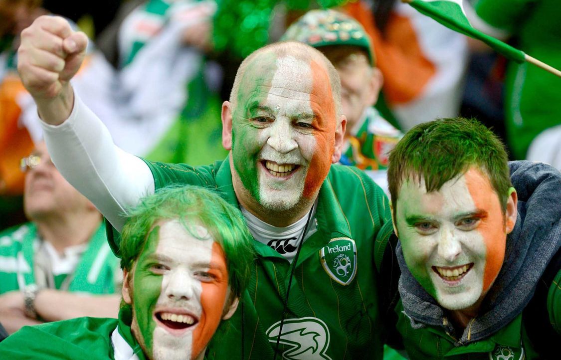 Fußball-Fan-Irland-120614-dpa - Bildquelle: dpa