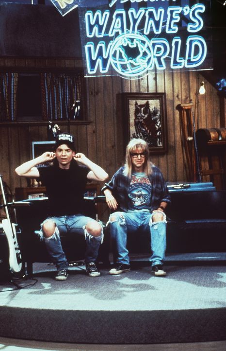 TV-Helden: Wayne (Mike Myers, l.) und Garth (Dana Carvey, r.) … - Bildquelle: Paramount Pictures