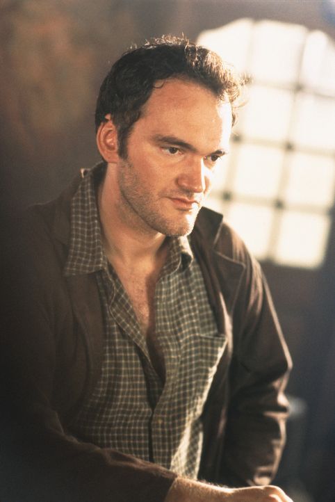 Mit seinem Pick-Up hat er (Quentin Tarantino) einen Fremden Anhalter mit in die Stadt genommen. Schließlich wusste er ja nicht, dass sich dieser au... - Bildquelle: Columbia Pictures