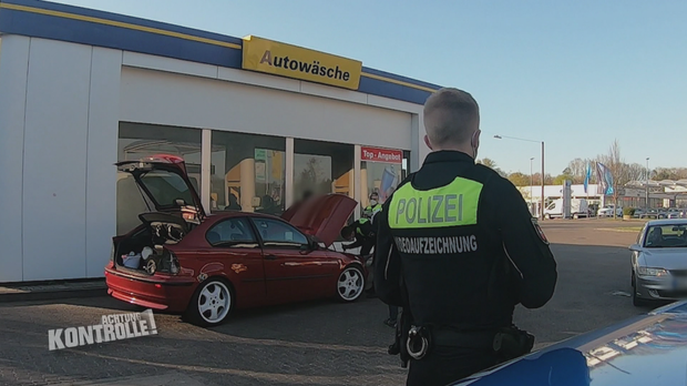 Achtung Kontrolle - Achtung Kontrolle! - Thema U. A.: Autoposer In Wilhelmshaven