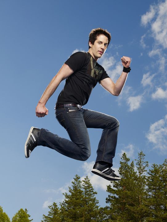 (3. Staffel) - Der junge Zane Donovan (Niall Matter) ist ein Genie auf dem Gebiet der Teilchenphysik und überdies ein brillanter Computerhacker, der... - Bildquelle: Universal Television